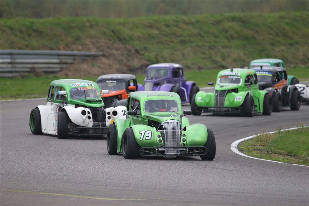 Der bliver masser af action i weekenden, når deltagerne i OK Mobil 1 Legend Car Cuppen indtager Padborg Park.
(Foto: Henning Smed)